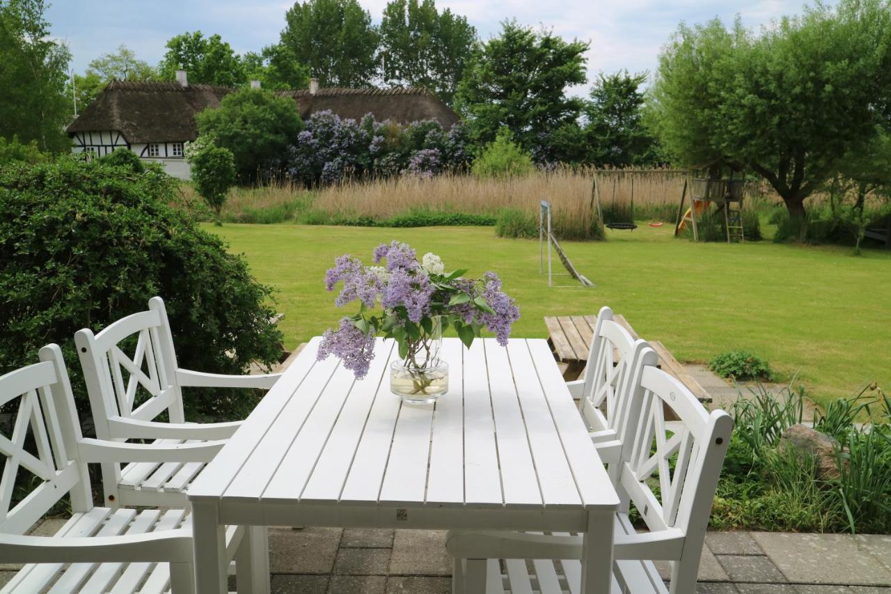 Birkelygaard Bed & Breakfast Hårby Екстериор снимка